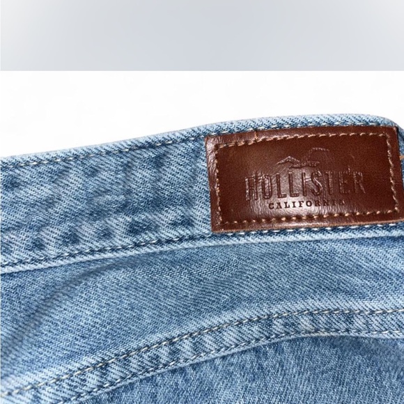 Hollister Women's Light Blue Denim Mini Skirt - Picture 4 of 4